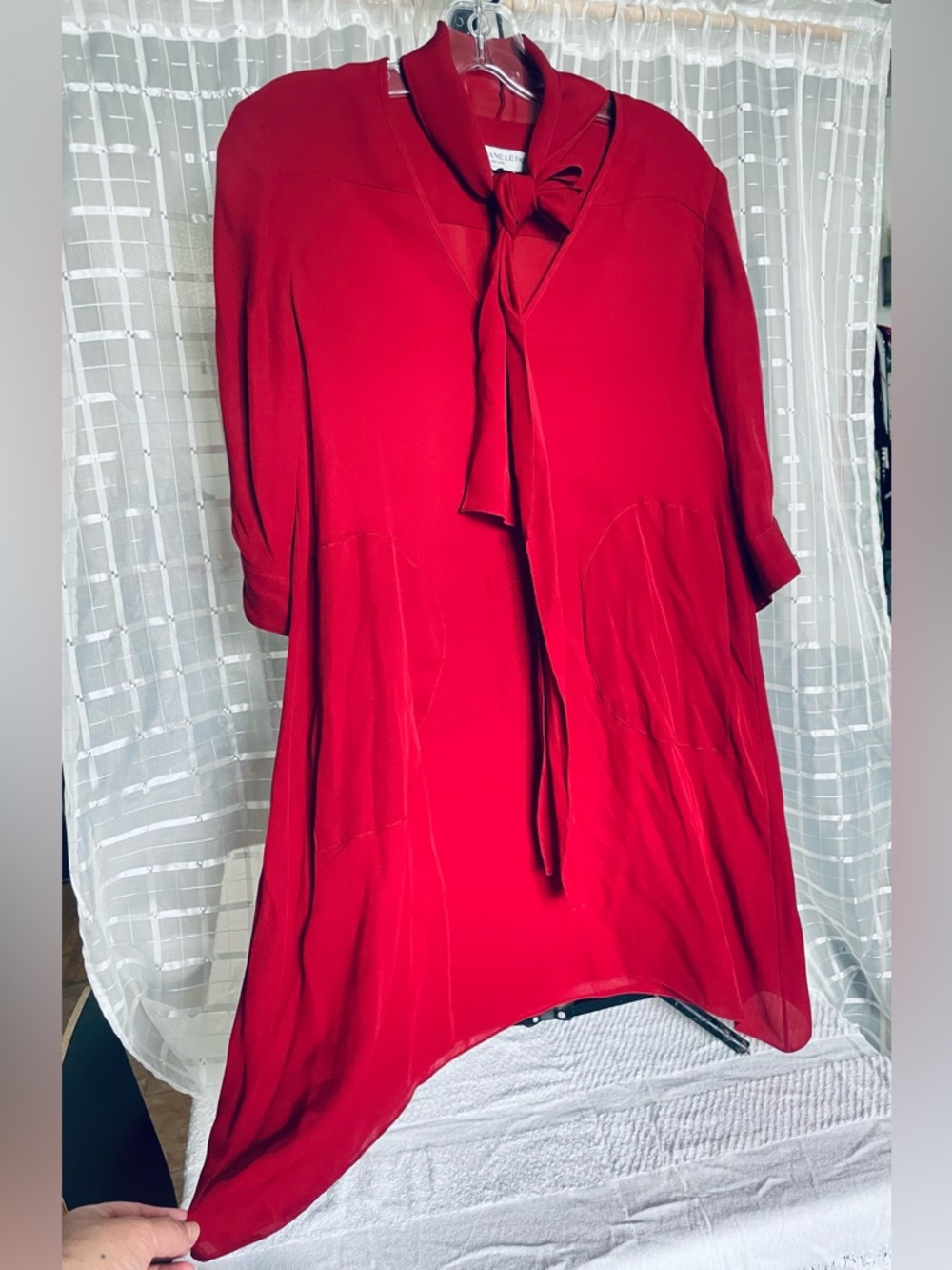 Morgane Le Fay Scarlet Tie-Neck drees chiffon